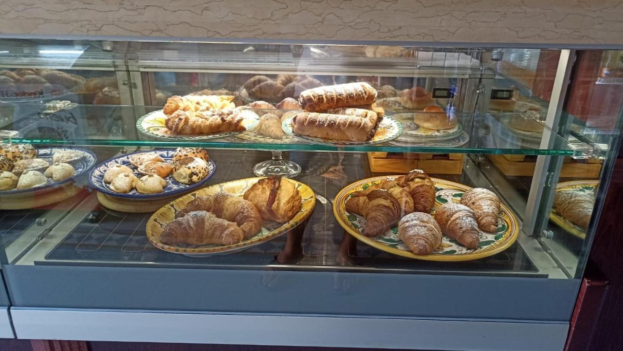 Le Vie Del Centro Bed & Breakfast Sciacca Exterior photo